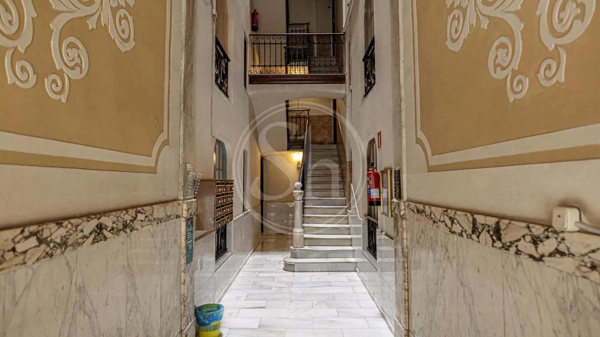 Maravilloso Apartamento En Poble Sec Barcelona Spain